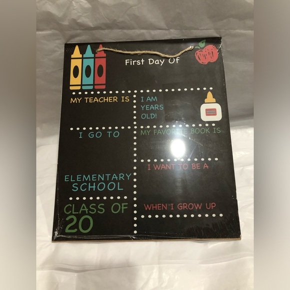 2pack ‘My First Day of‎ School’ personalized Chalkboard for back to school stand - Picture 8 of 10